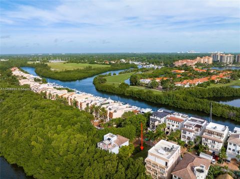 5863 Paradise Point Dr Palmetto Bay FL 33157