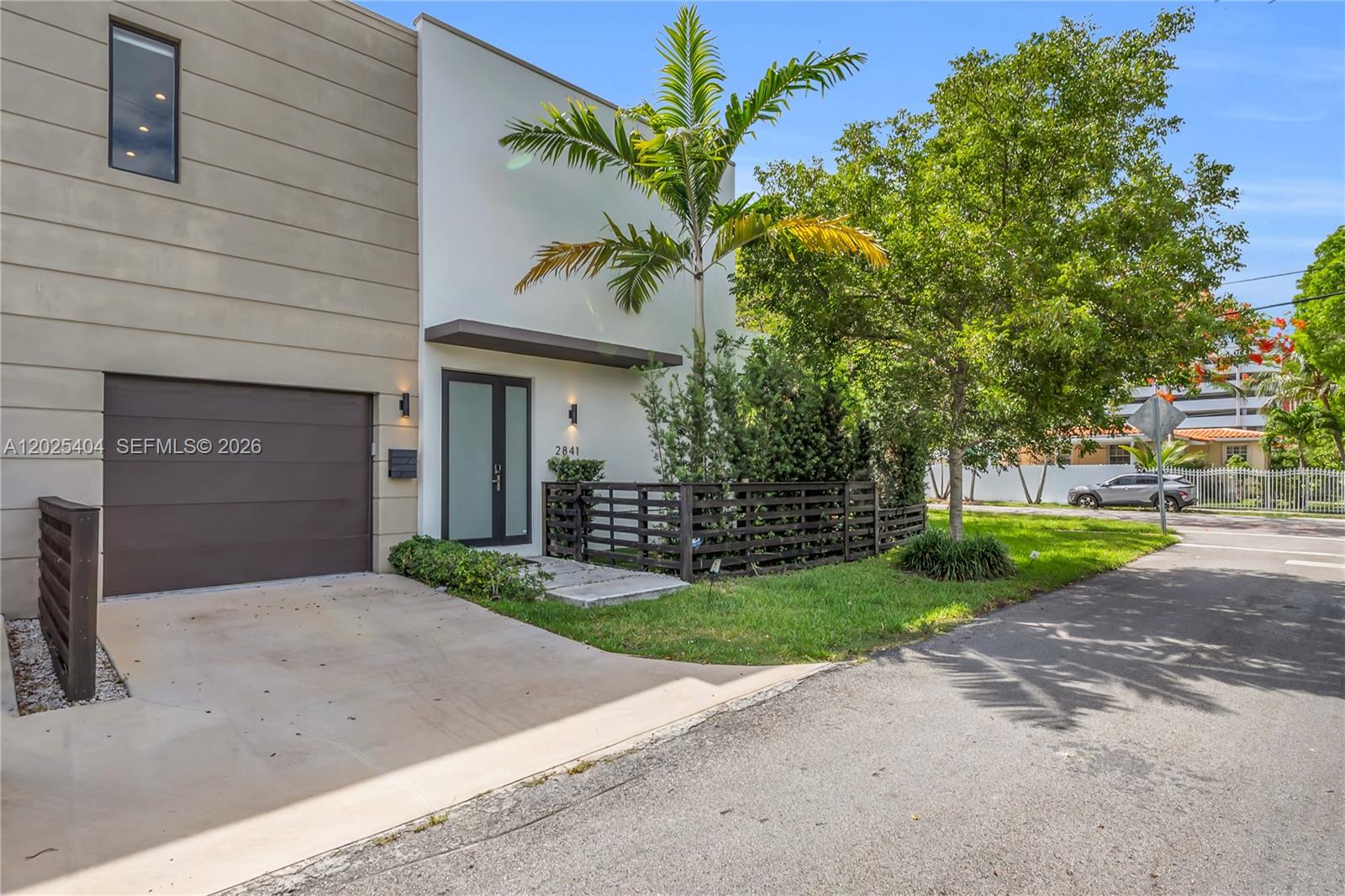 2841 SW 27th St A - Image 1