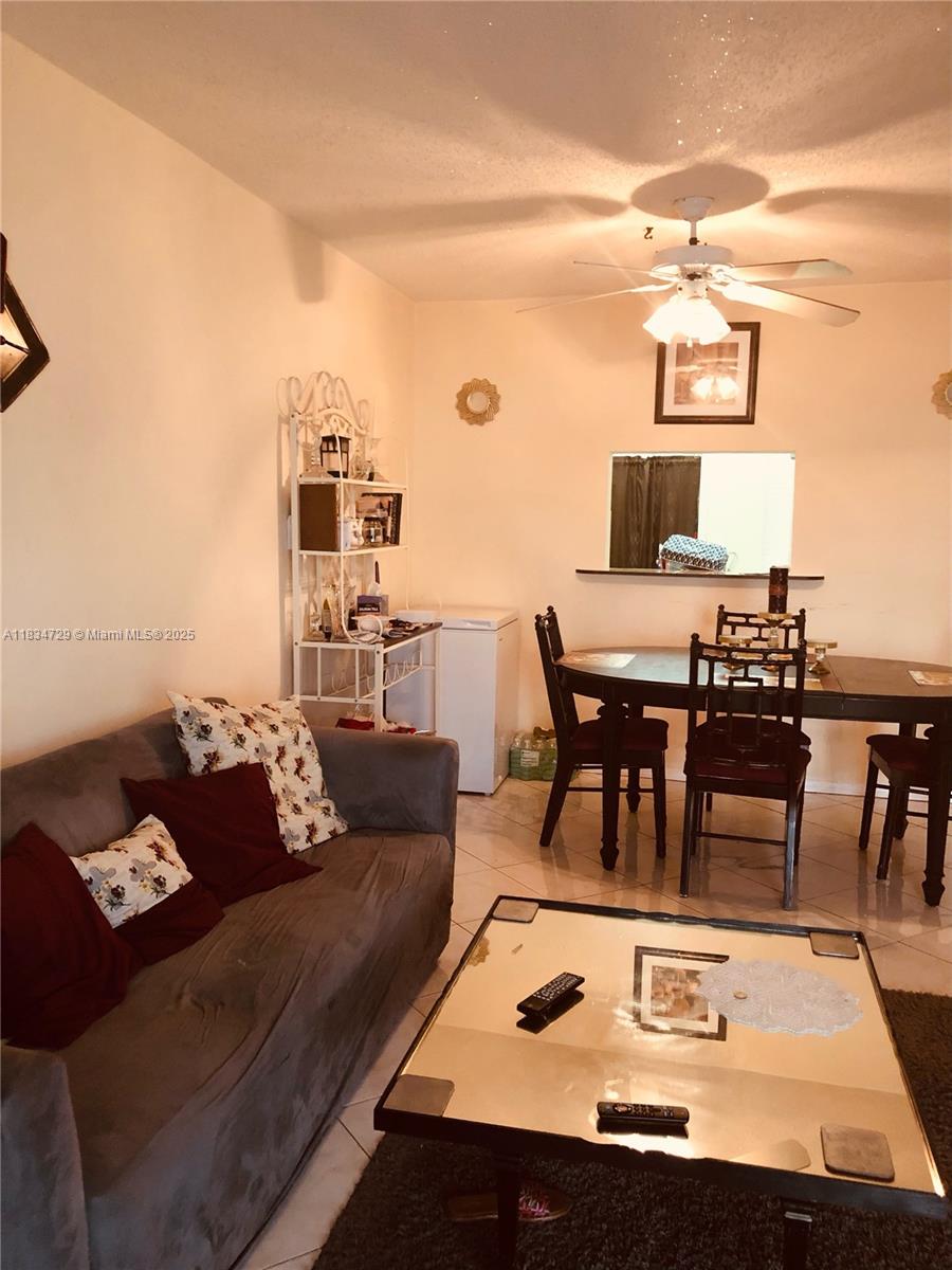 TOPAZ SOUTH CONDO - Residential