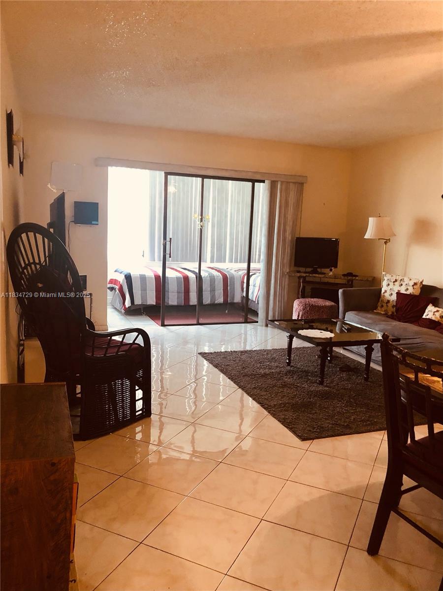 TOPAZ SOUTH CONDO - Residential