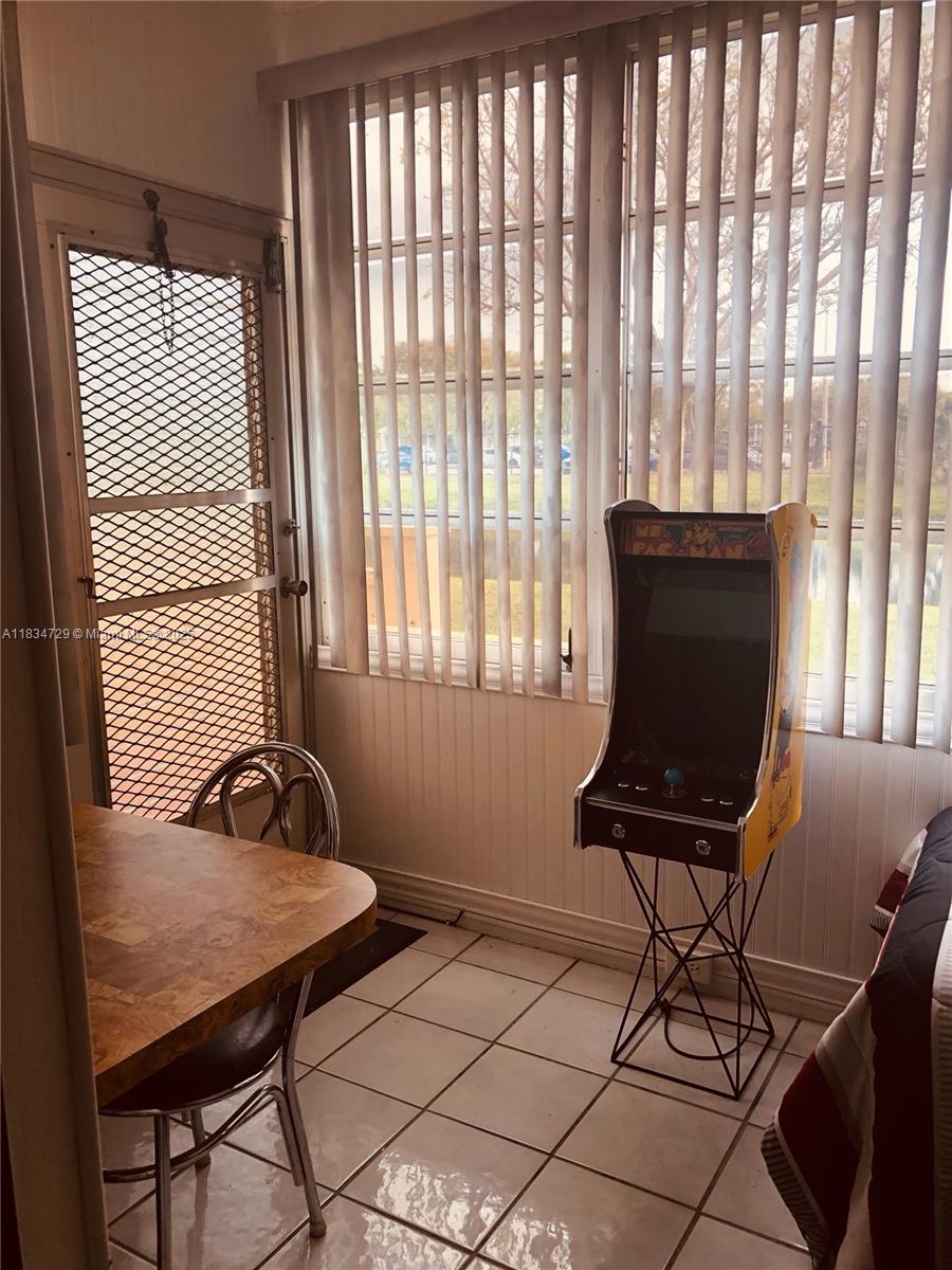 TOPAZ SOUTH CONDO - Residential