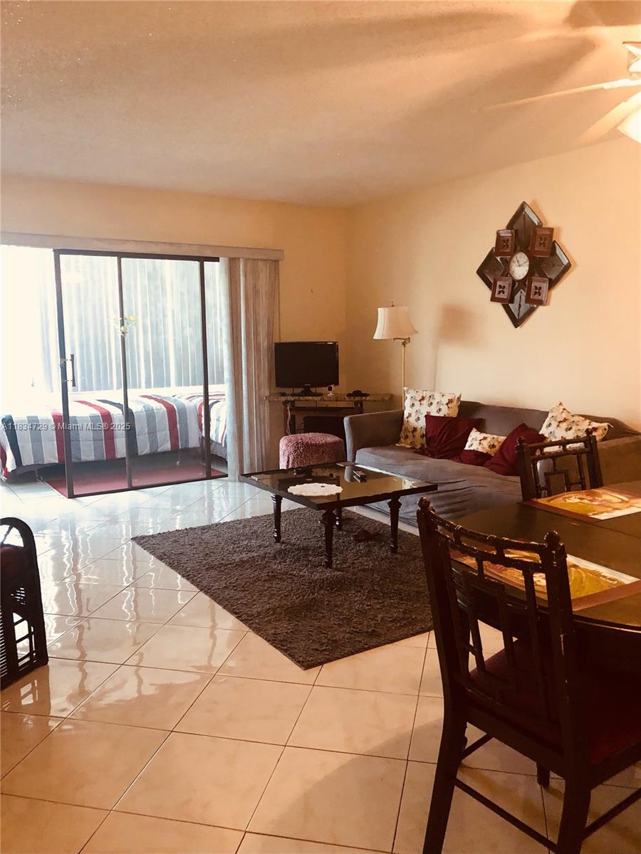 TOPAZ SOUTH CONDO - Residential