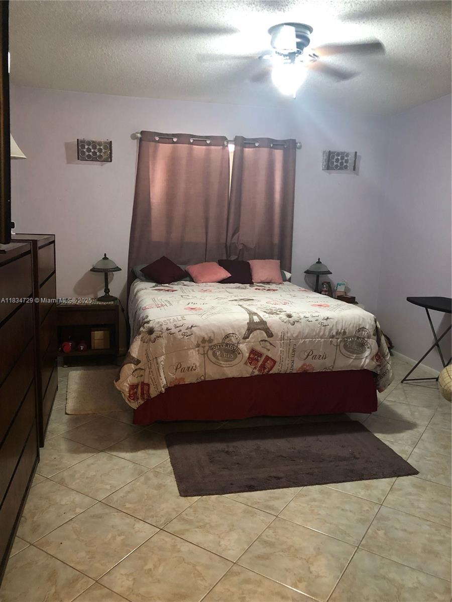 TOPAZ SOUTH CONDO - Residential