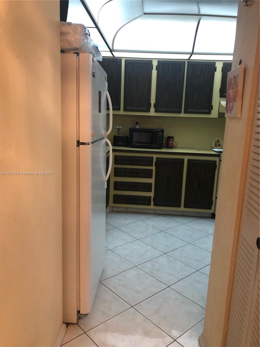 View photos, virtual tours, details... 3940 NW 42nd Ave 115