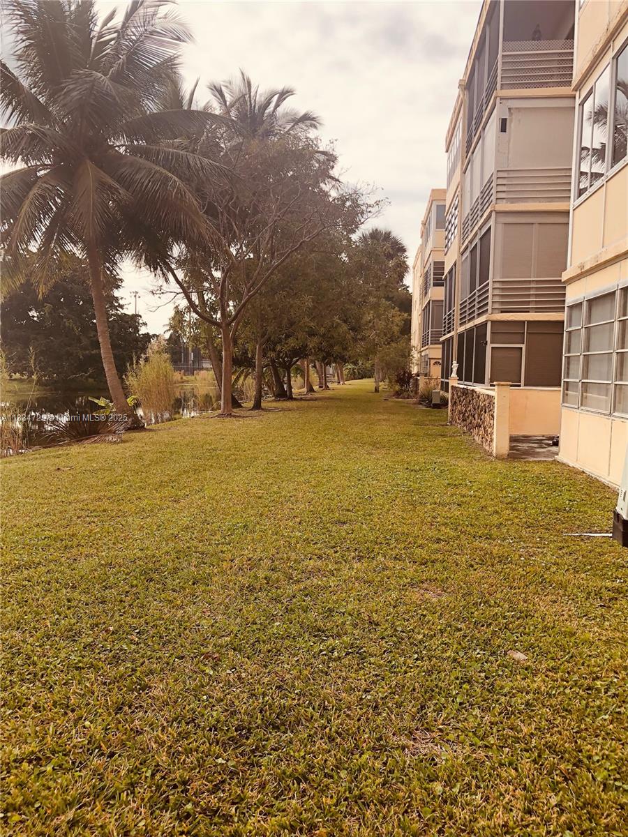 TOPAZ SOUTH CONDO - Residential