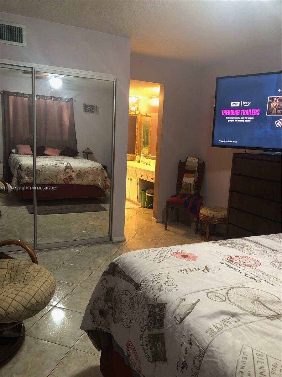 TOPAZ SOUTH CONDO - Residential