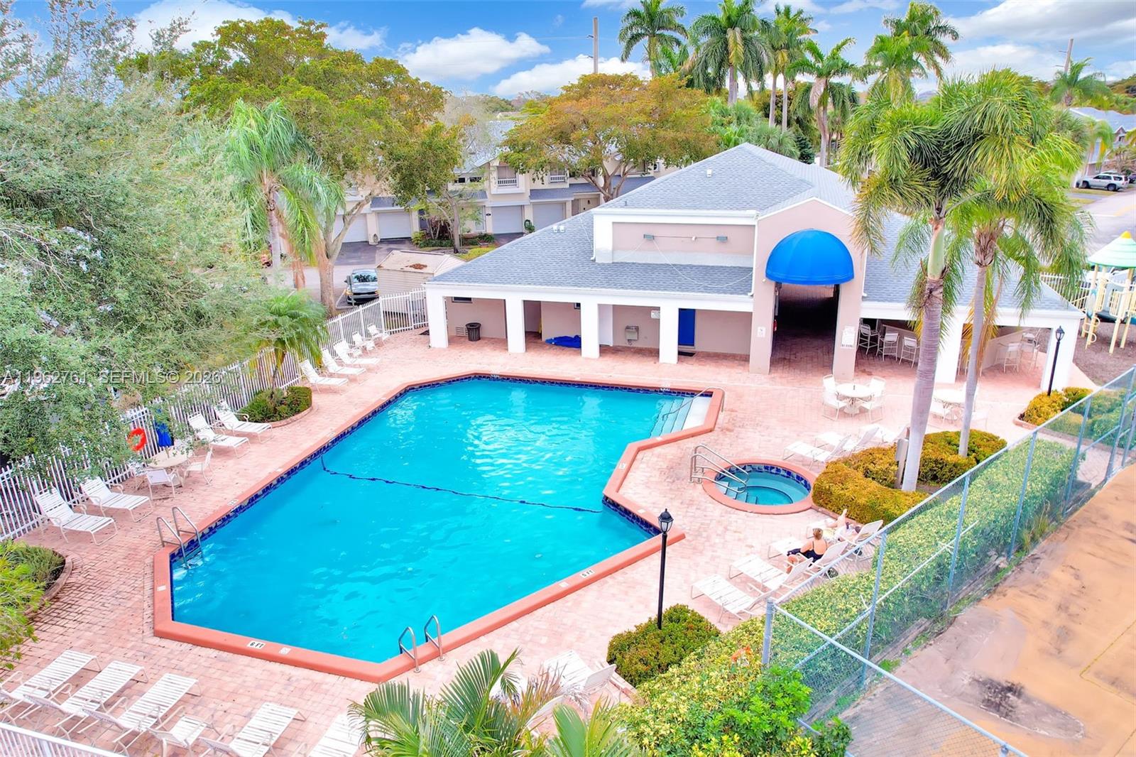 CORAL POINT NORTH - Residential