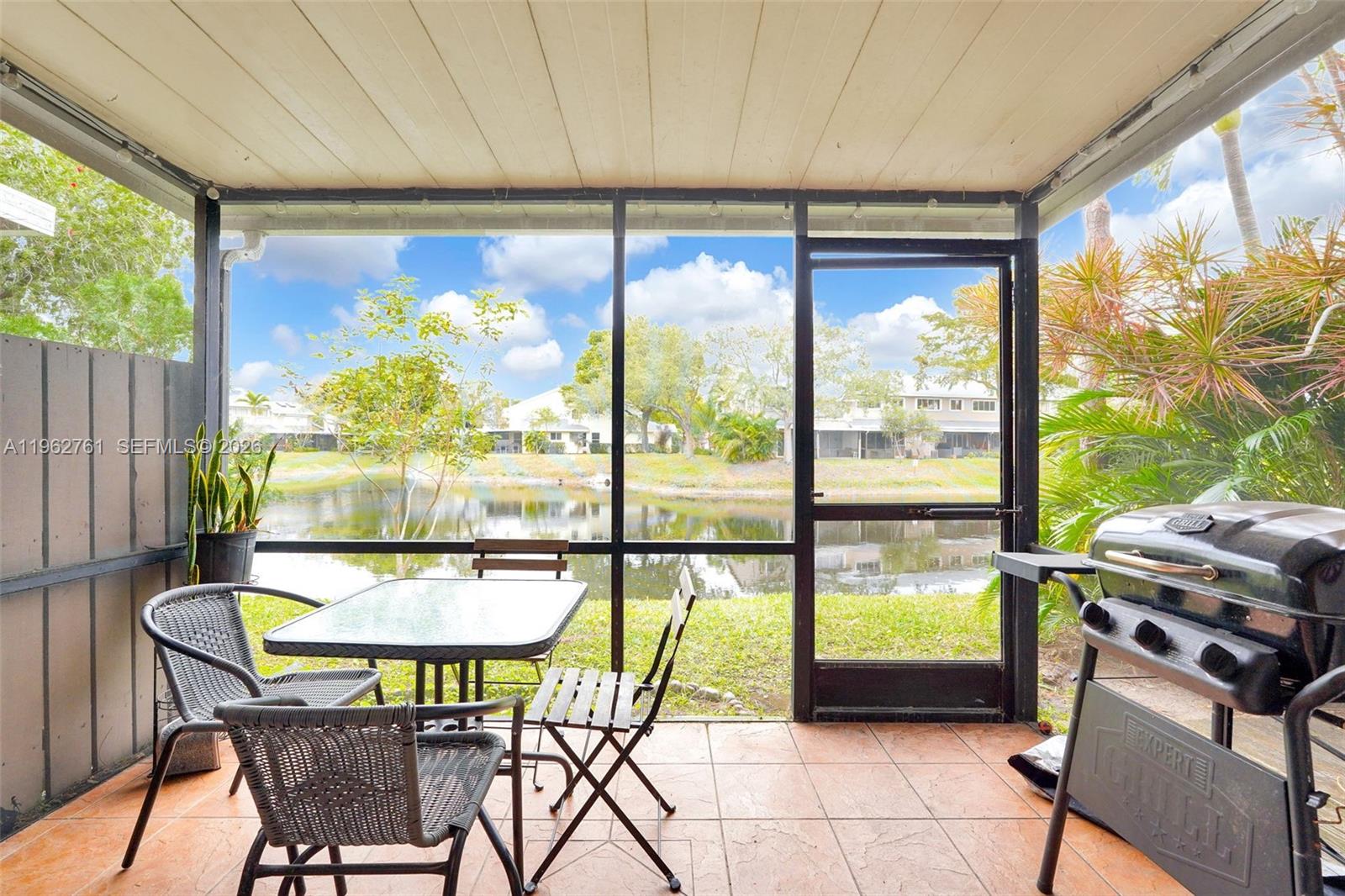 CORAL POINT NORTH - Residential