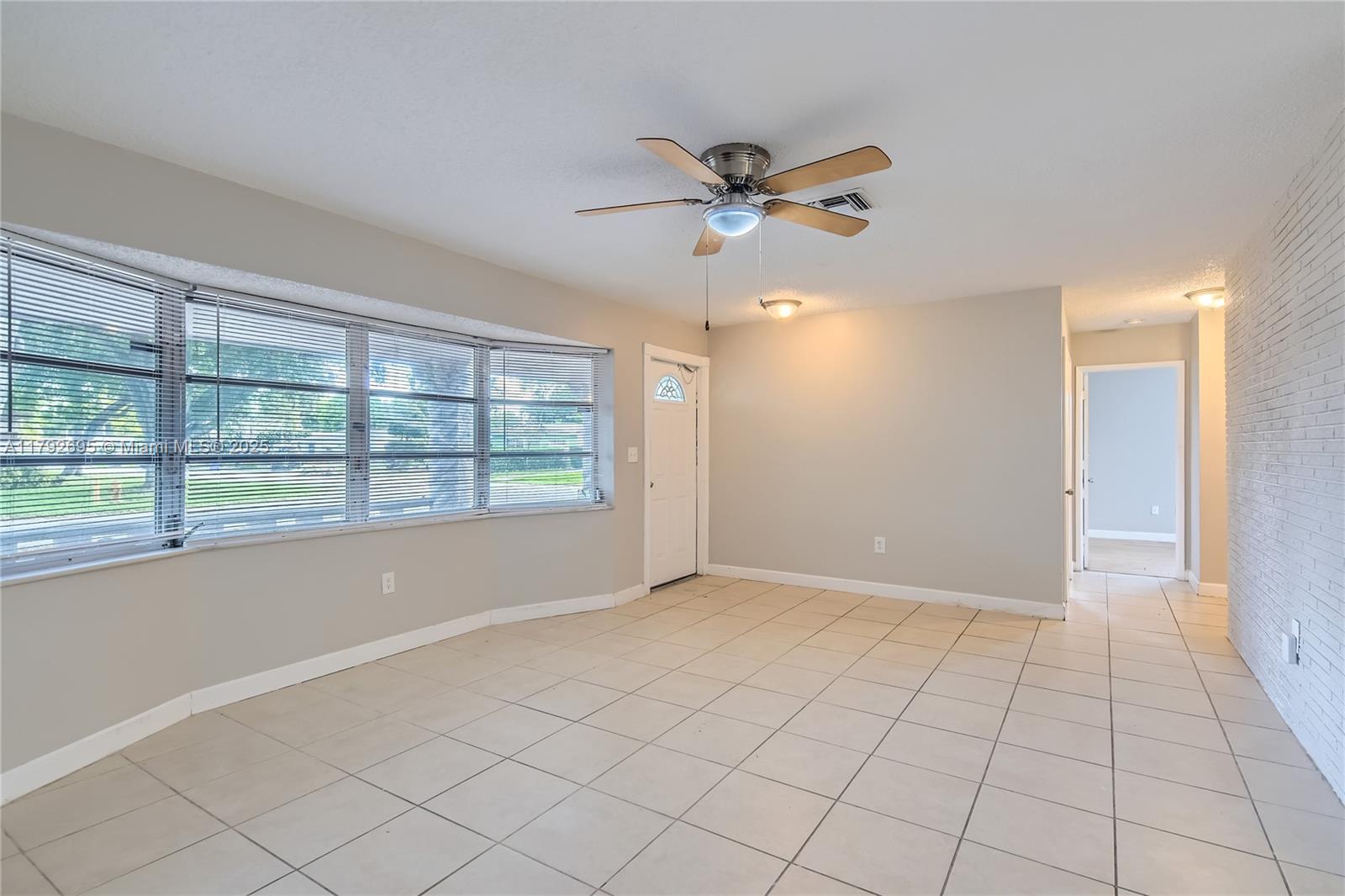 MIRAMAR SEC 14 - Residential