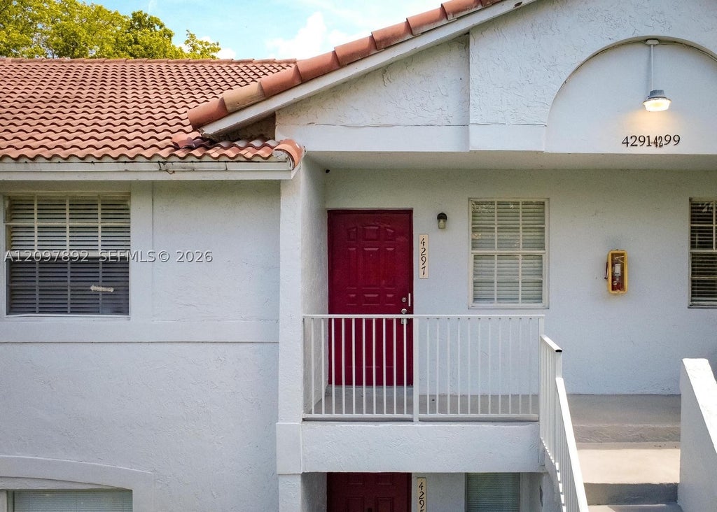 Photo of 4297 NW 114th Ter #4297, Coral Springs, FL 33065 (MLS # A12097892)
