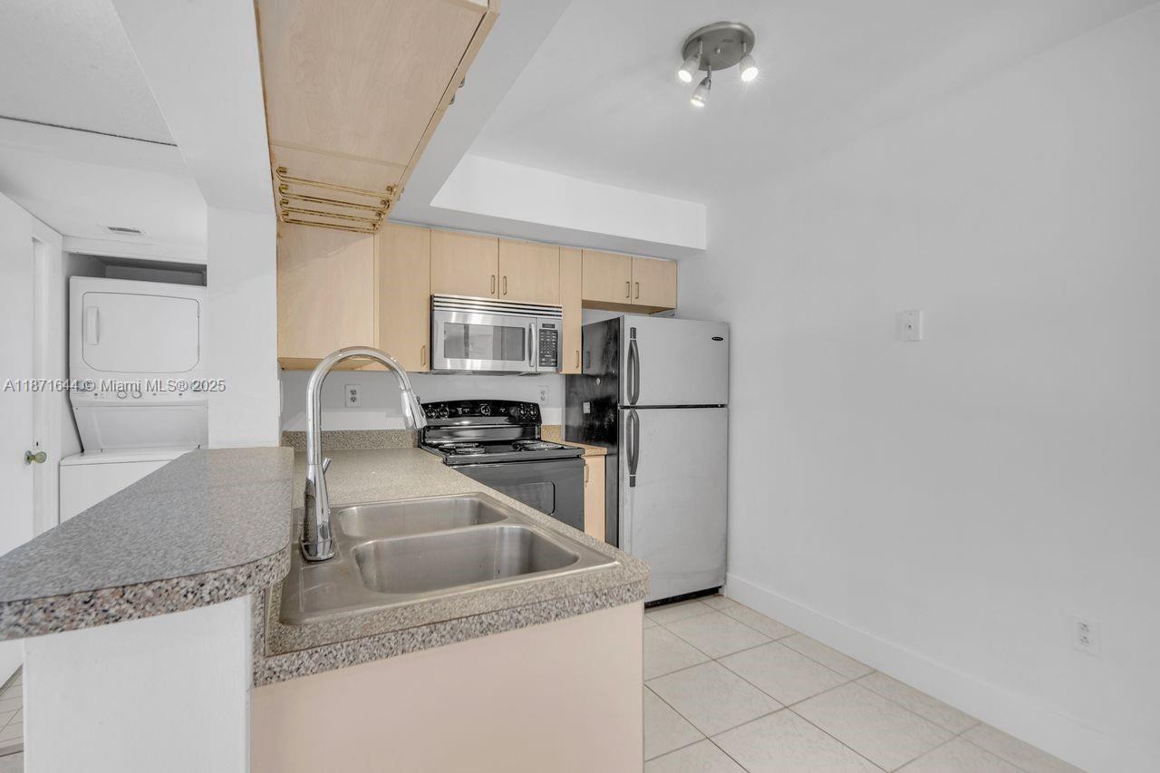 CELEBRATION POINT CONDO # - Residential