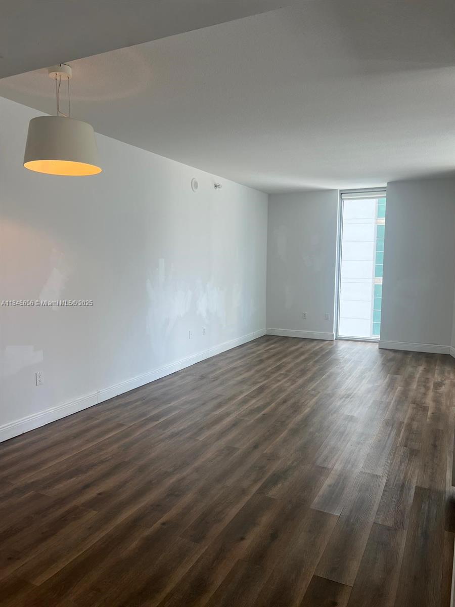 185 SW 7th St 1412