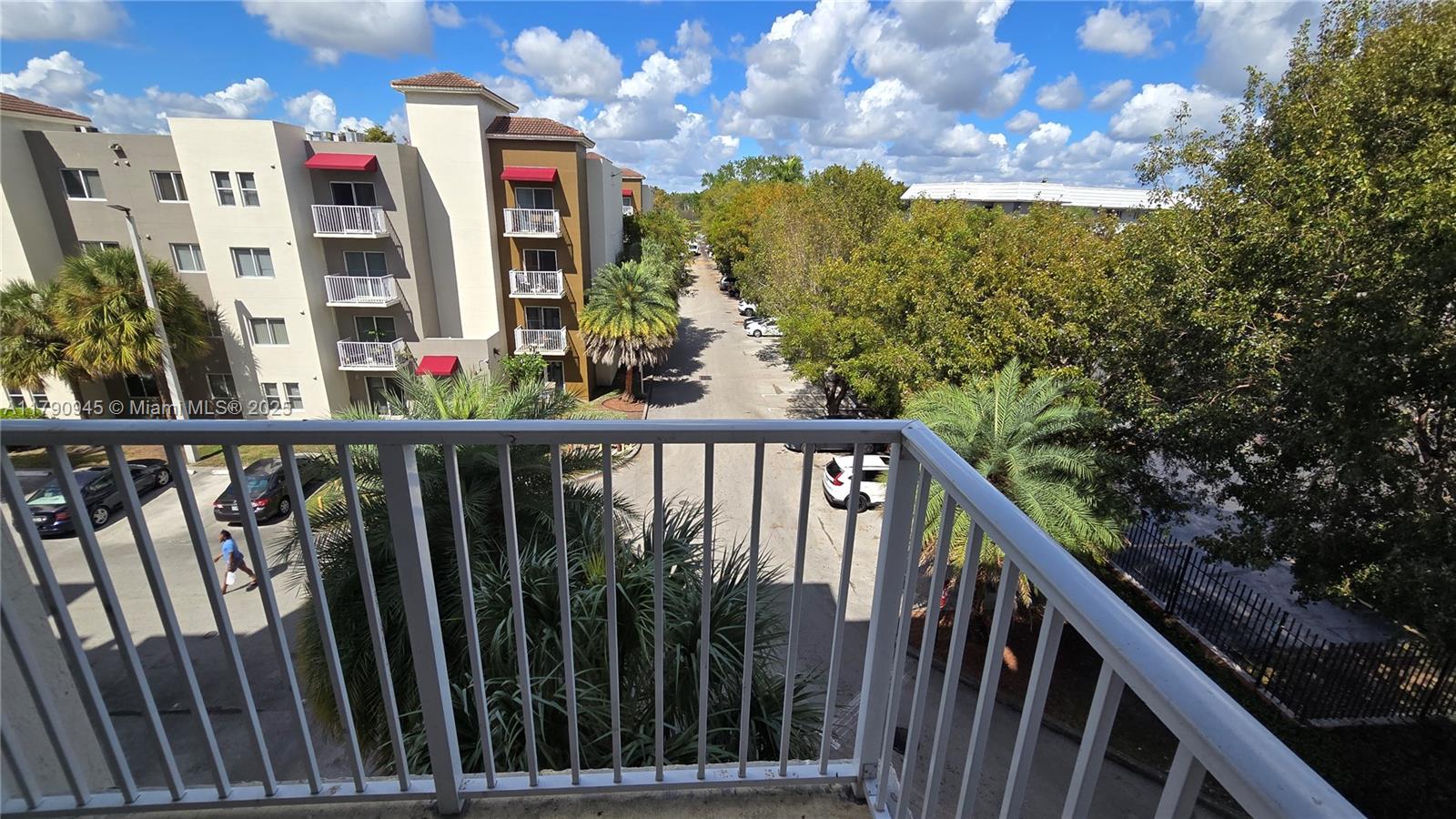 PARADISE POINTE CONDO - Residential