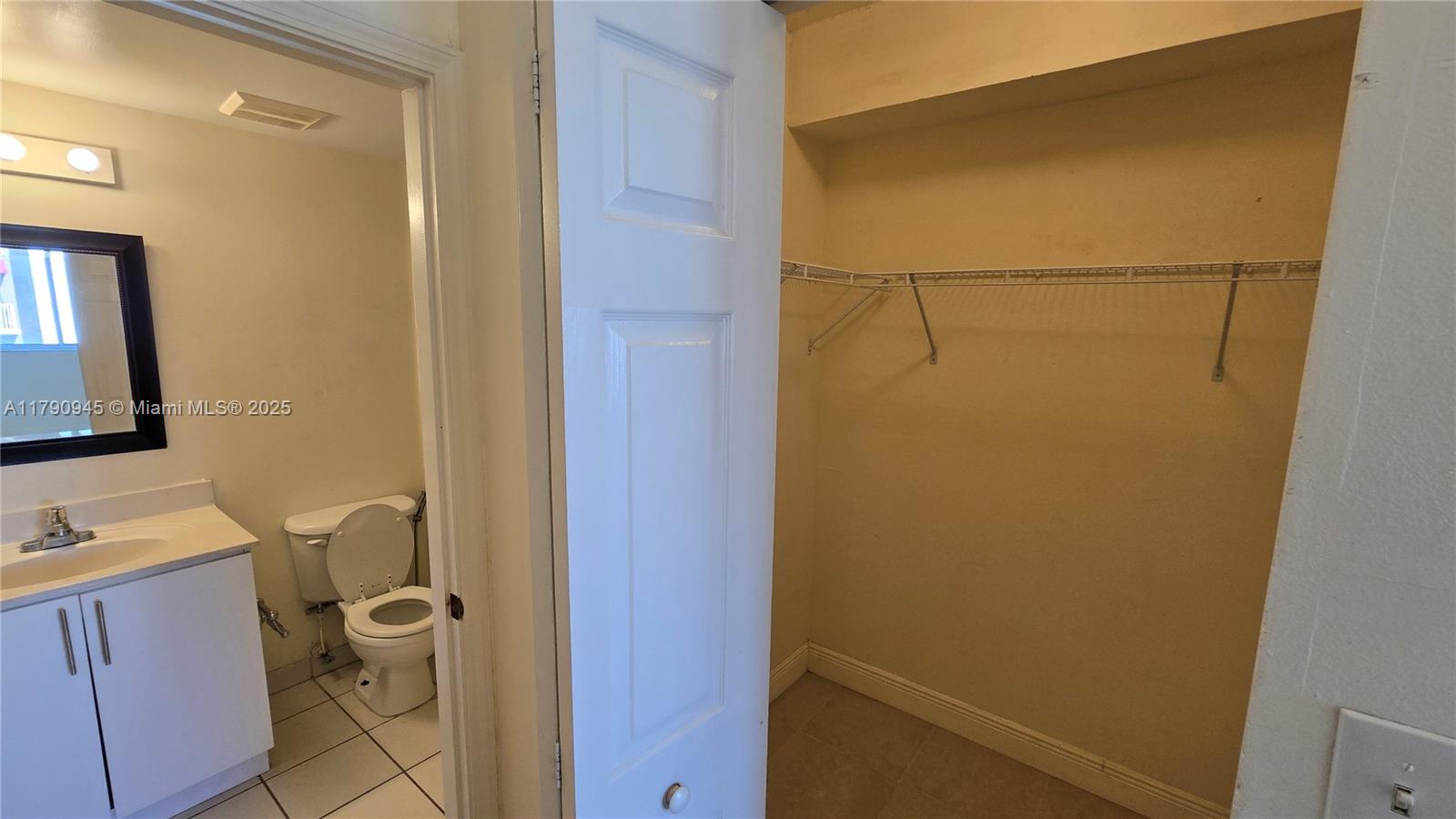 PARADISE POINTE CONDO - Residential