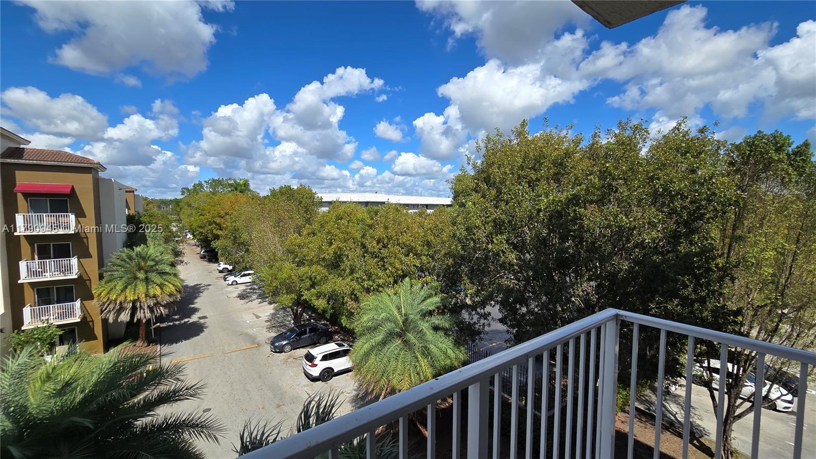 PARADISE POINTE CONDO - Residential