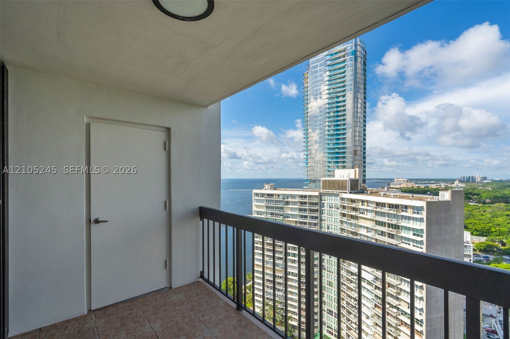 2333 Brickell Ave 2708