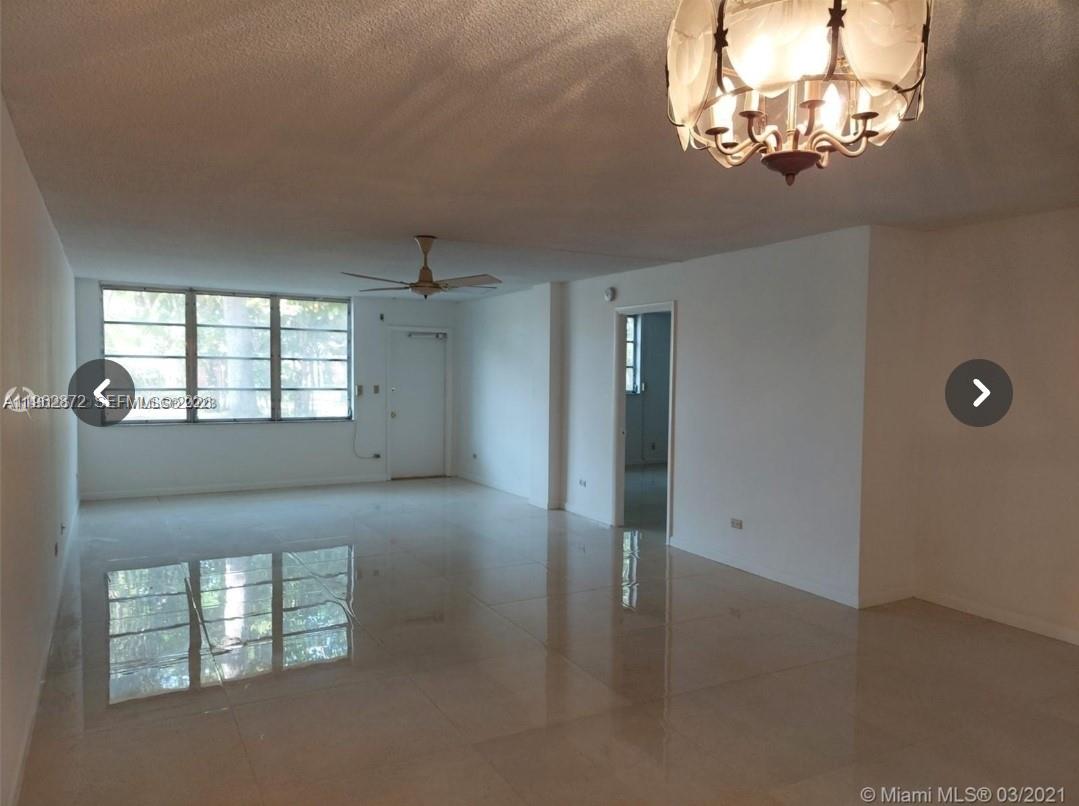 ROYAL OAKS CONDO - Residential