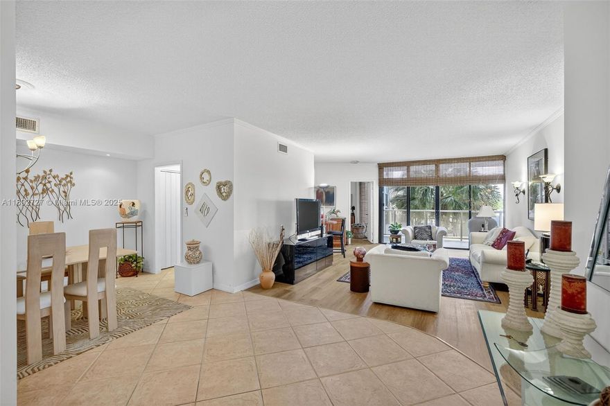 FANTASTIC 2 BEDROOM/2 BATH CONDO FEATURES OPEN RENOVATED KITCHEN & BATHROOMS, SPLIT FLOOR PLAN, WASHER/DRYER, NEW FLOORS, LARGE BALCONY ACCESS FROM ALL ROOMS, AND EASY ACCESS TO POOL ON THE SAME FLOOR.
RESORT STYLE AMENITIES: POOL WITH HUGE DECK & BBQ, GYM, MEDIA RM, LIBRARY, EVENT ROOM, ENTER CLUB HOUSE TO THE HAMPTONS RESTAURANT, SECOND POOL ON THE INTRACOASTAL, NEW GYM, SPA, SAUNA, NAIL SALON, RACQUETBALL & TENNIS COURTS, KIDS ROOM, CARD RM, ROOM SERVICE, FULL MOVIE THEATER, ALSO CAFE WITH OUTDOOR SEATING! CLOSE TO AVENTURA MALL, RESTAURANTS, CASINOS, 5 MIN TO BEACH, NEAR 2 INT'L AIRPORTS. NEXT TO SOFFER EXERCISE TRAIL ON GOLF COURSE.