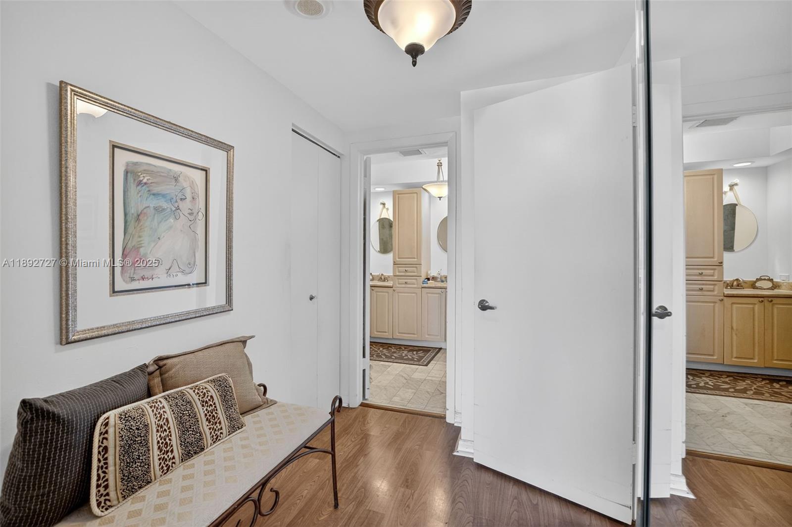HAMPTONS WEST CONDO - Residential