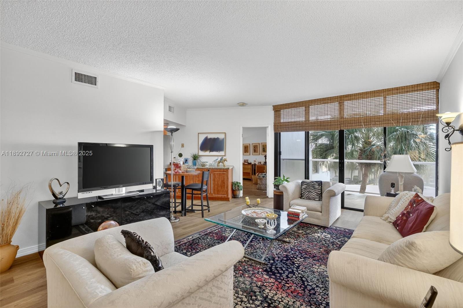 HAMPTONS WEST CONDO - Residential