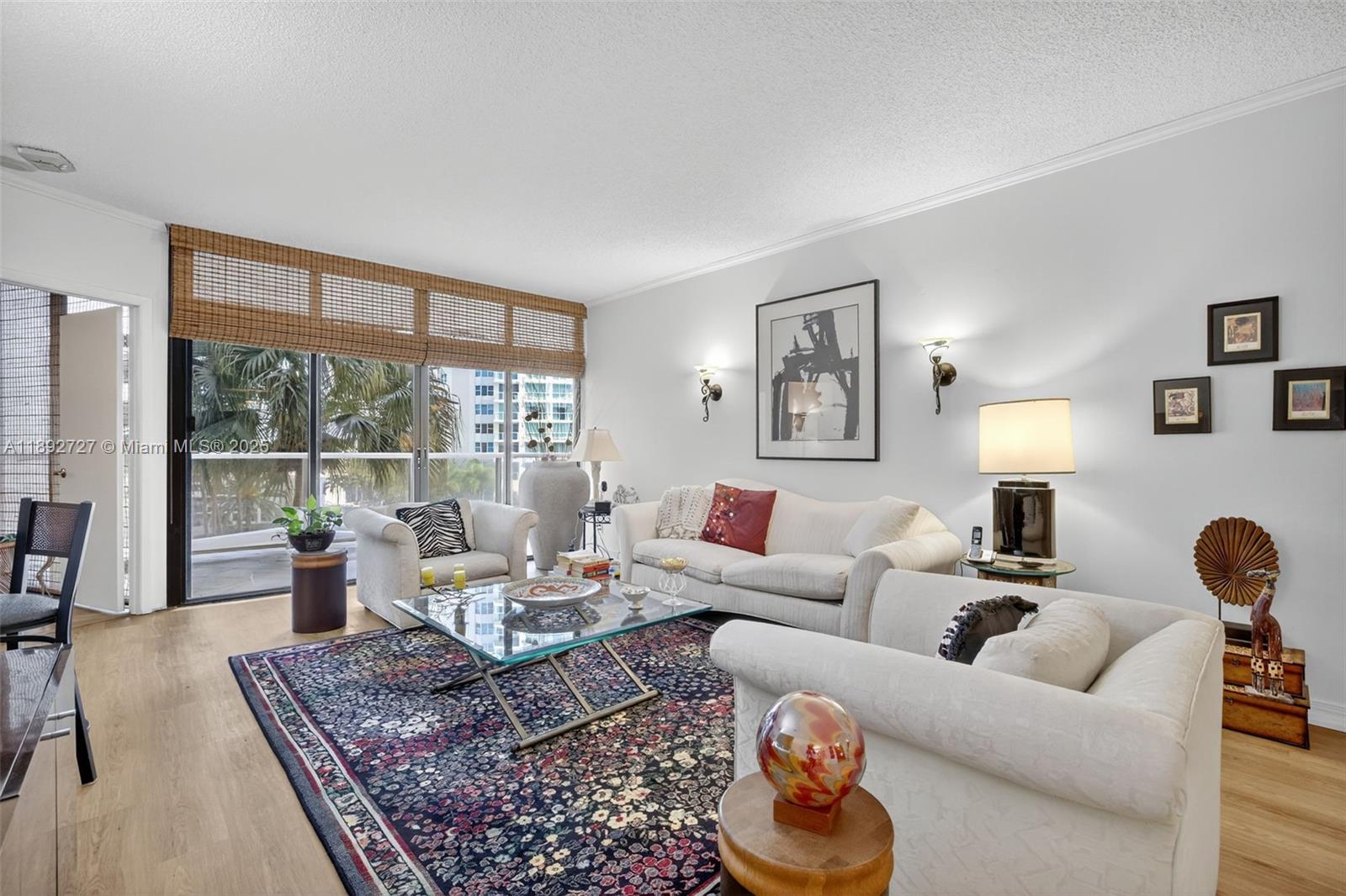 HAMPTONS WEST CONDO - Residential