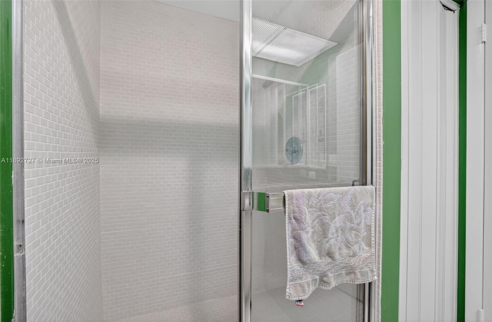 HAMPTONS WEST CONDO - Residential