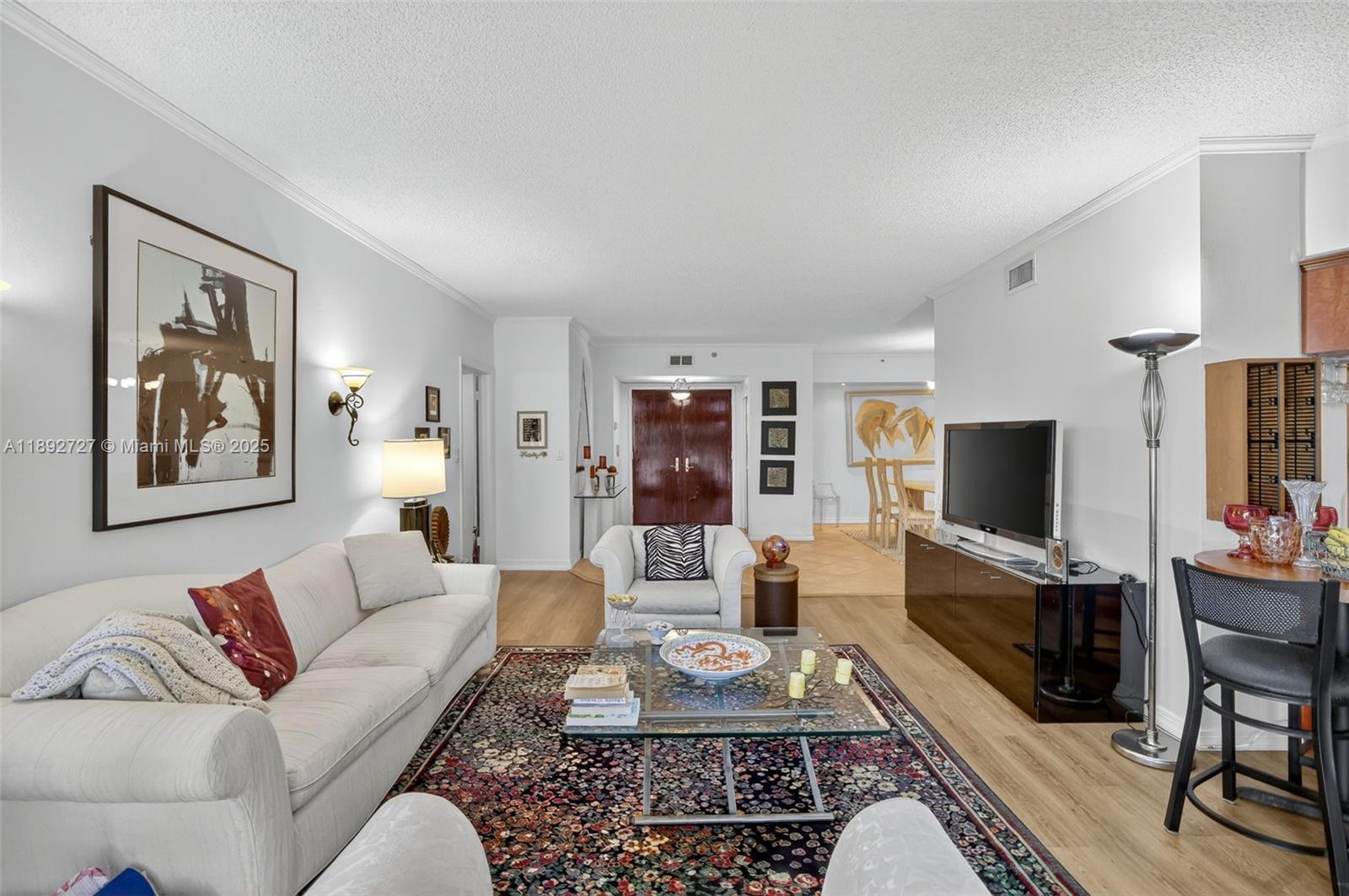 HAMPTONS WEST CONDO - Residential