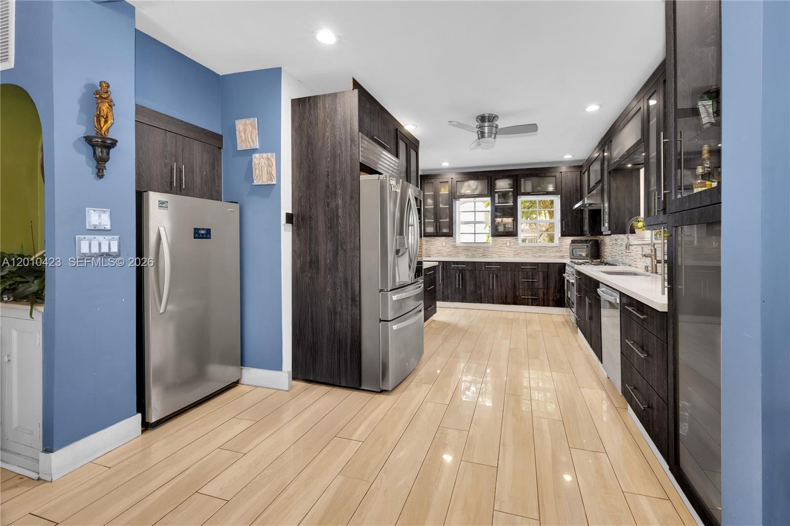 AQUA MARINE - Residential