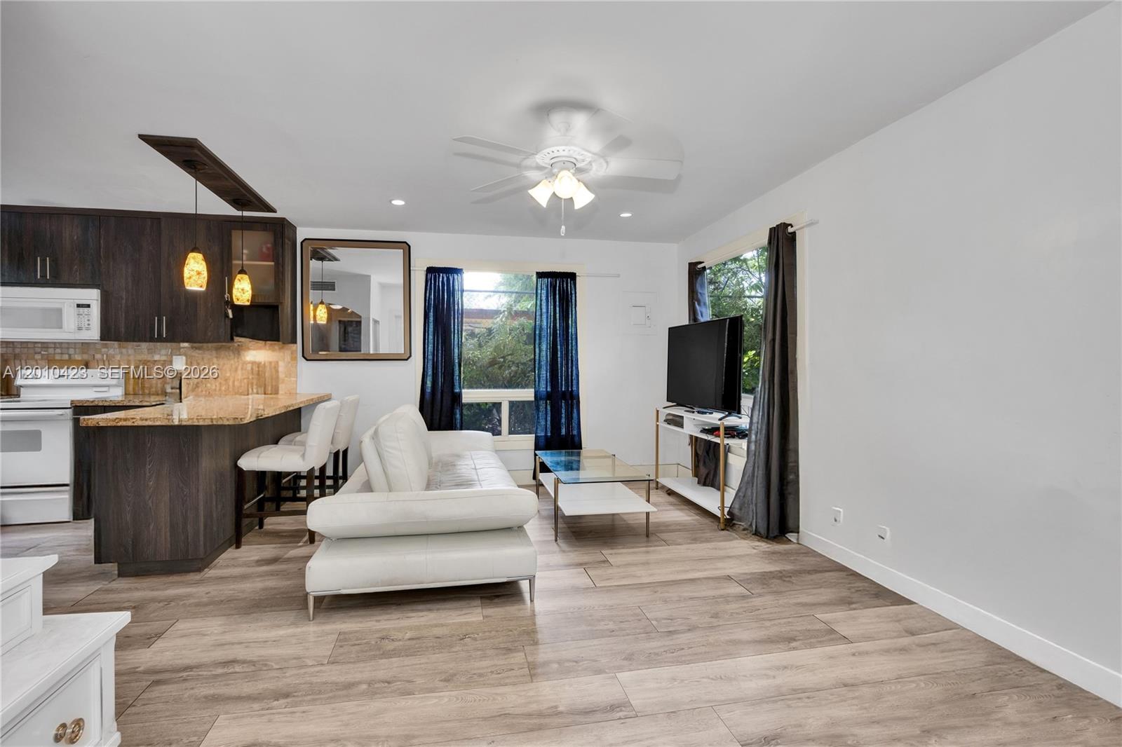 AQUA MARINE - Residential