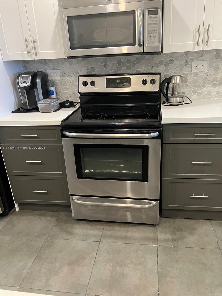 CANONGATE CONDO NO ONE - Residential