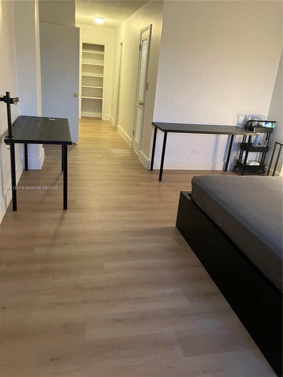 CANONGATE CONDO NO ONE - Residential