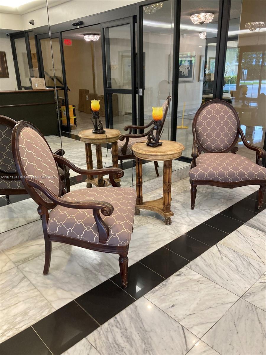 CANONGATE CONDO NO ONE - Residential