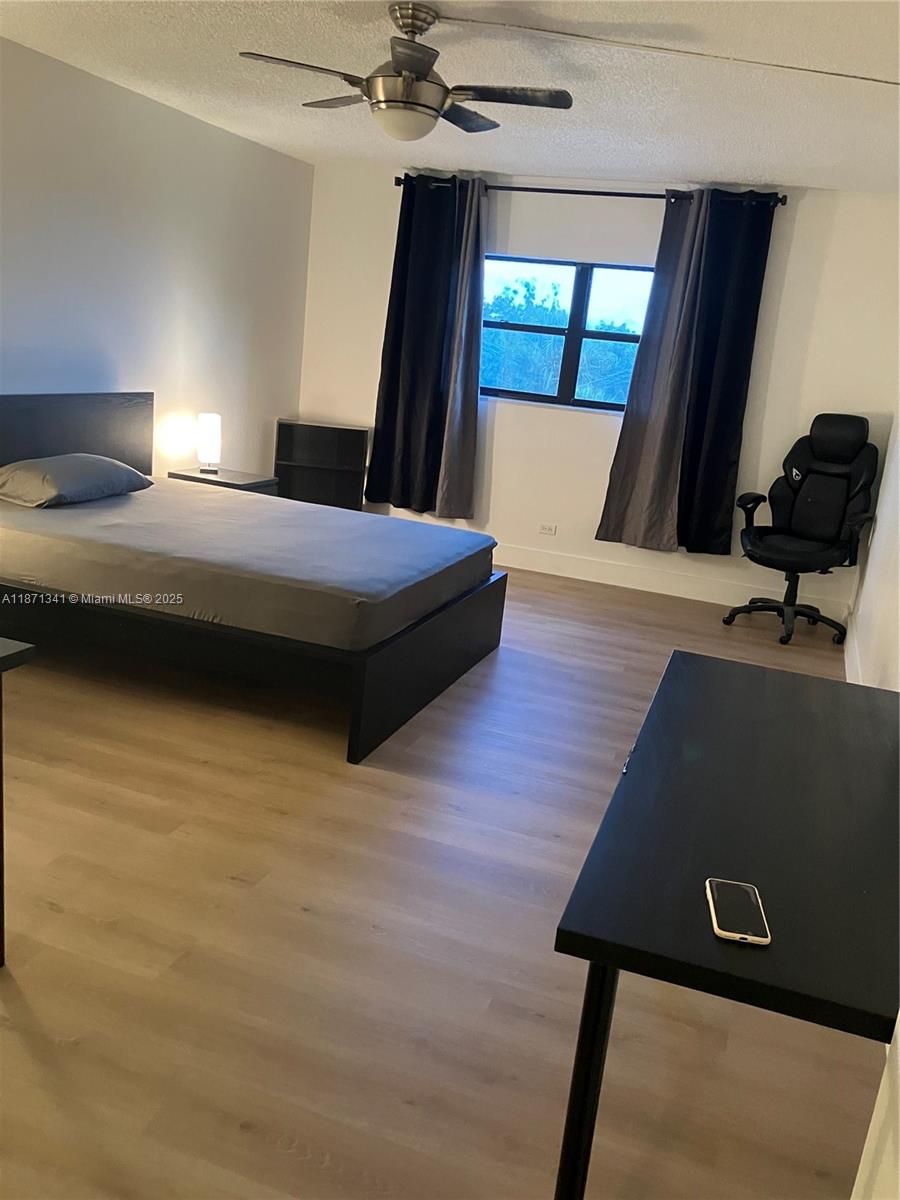 CANONGATE CONDO NO ONE - Residential