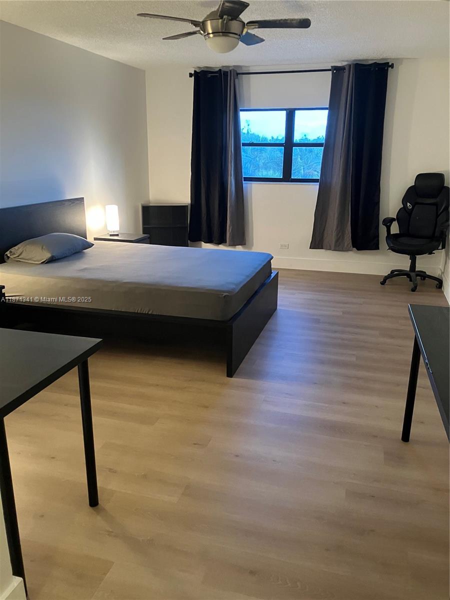 CANONGATE CONDO NO ONE - Residential