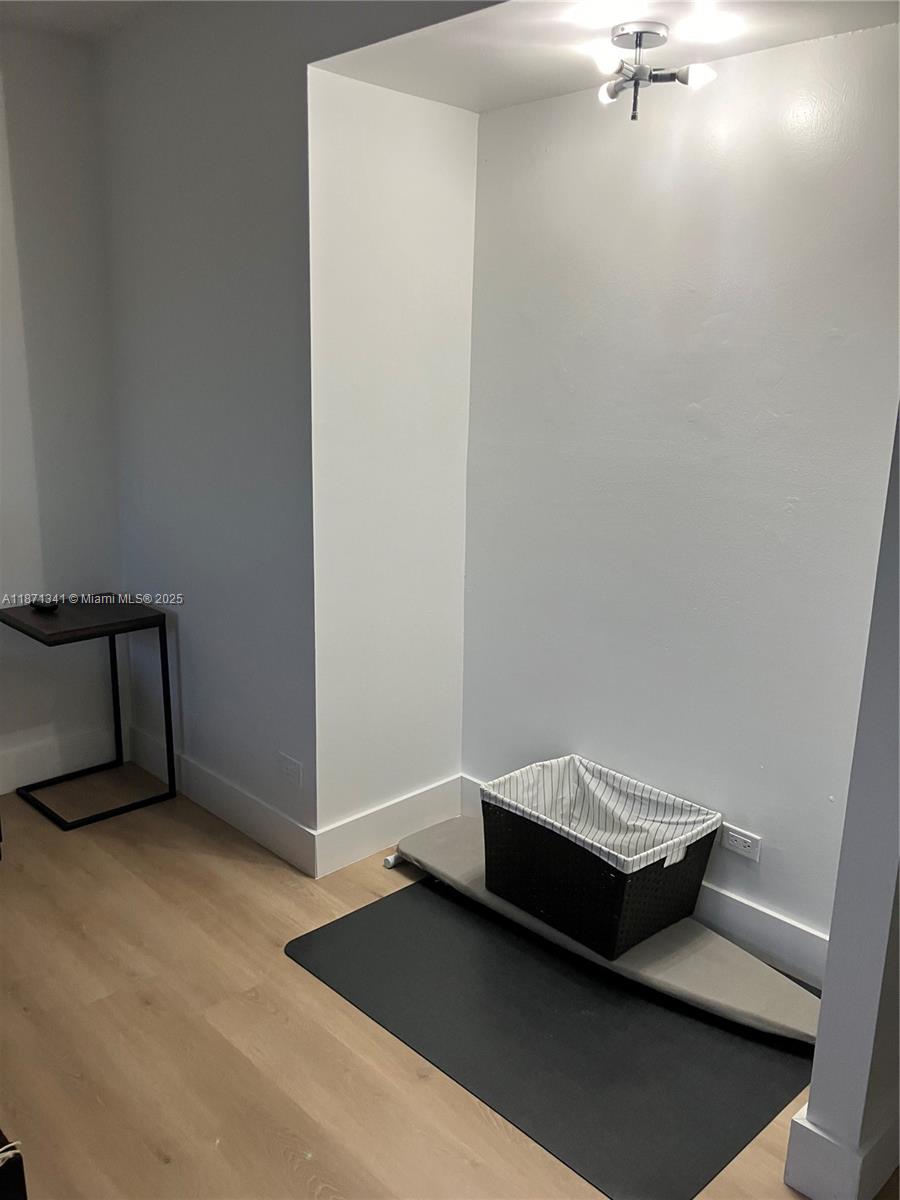 CANONGATE CONDO NO ONE - Residential