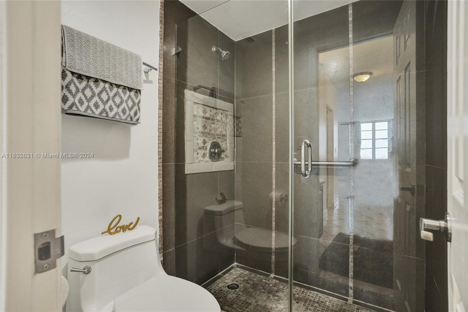 ARLEN HOUSE WEST CONDO - Residential