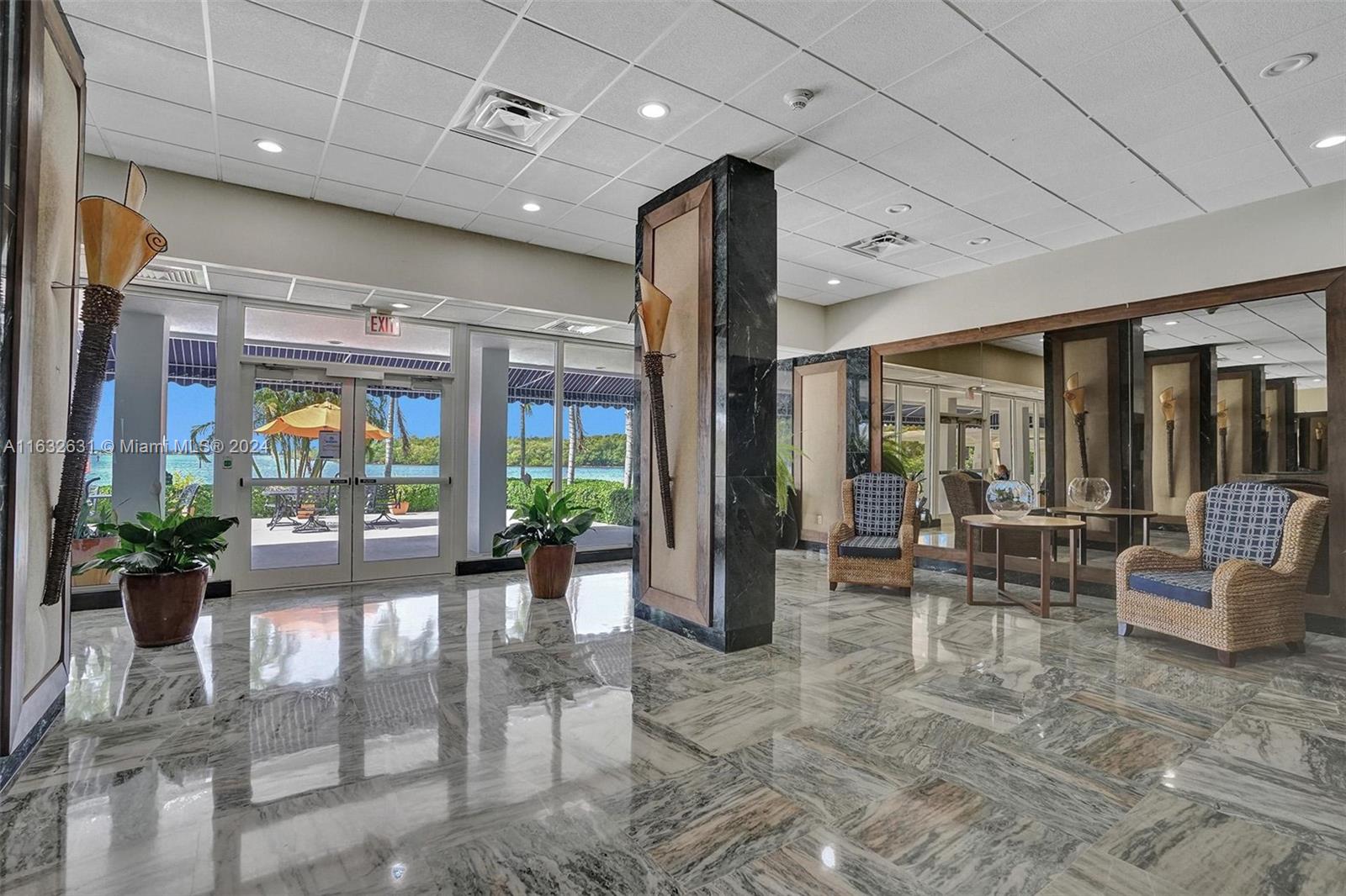 ARLEN HOUSE WEST CONDO - Residential