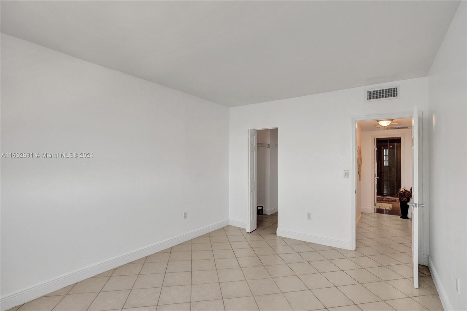 ARLEN HOUSE WEST CONDO - Residential