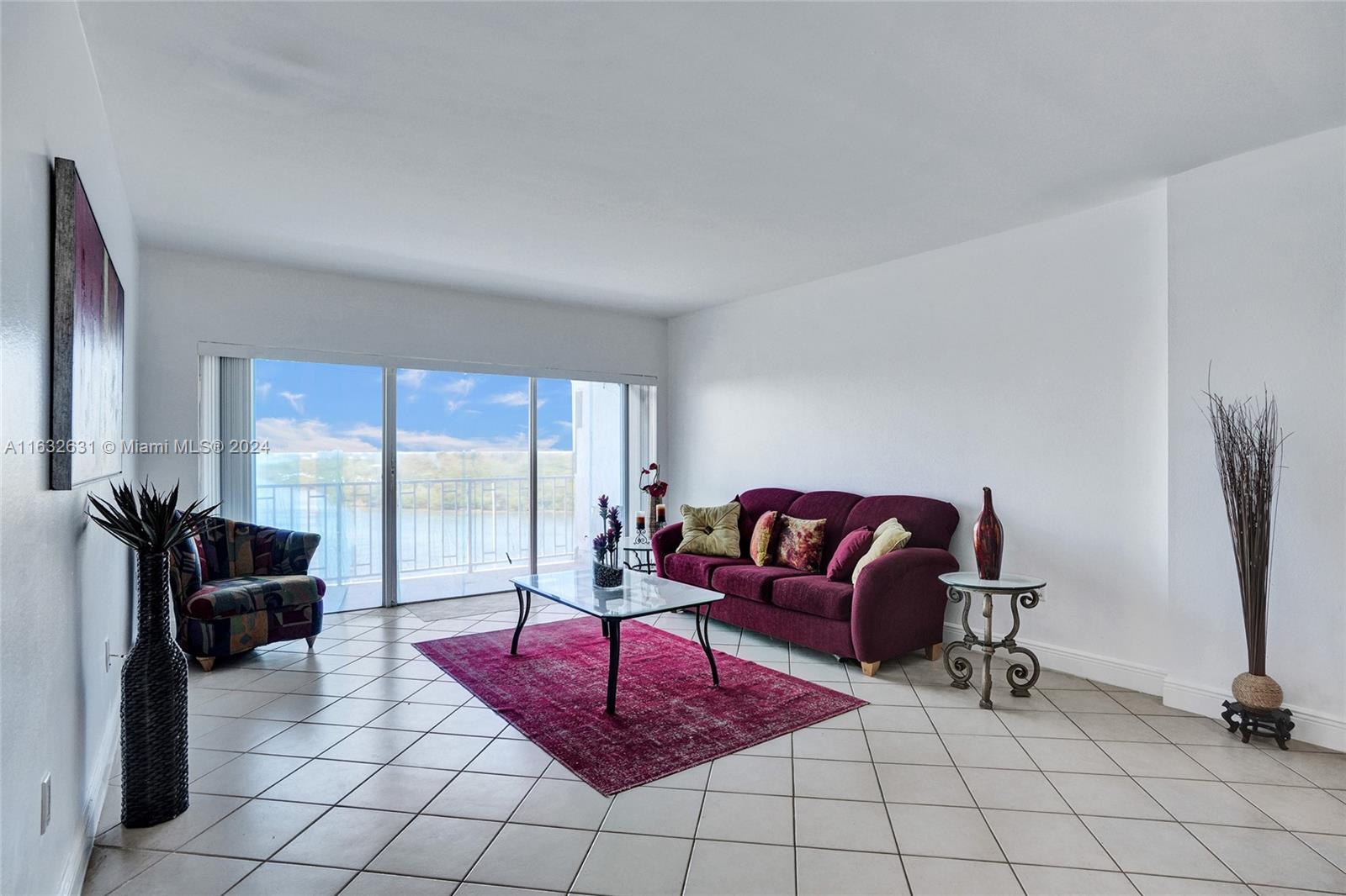 ARLEN HOUSE WEST CONDO - Residential
