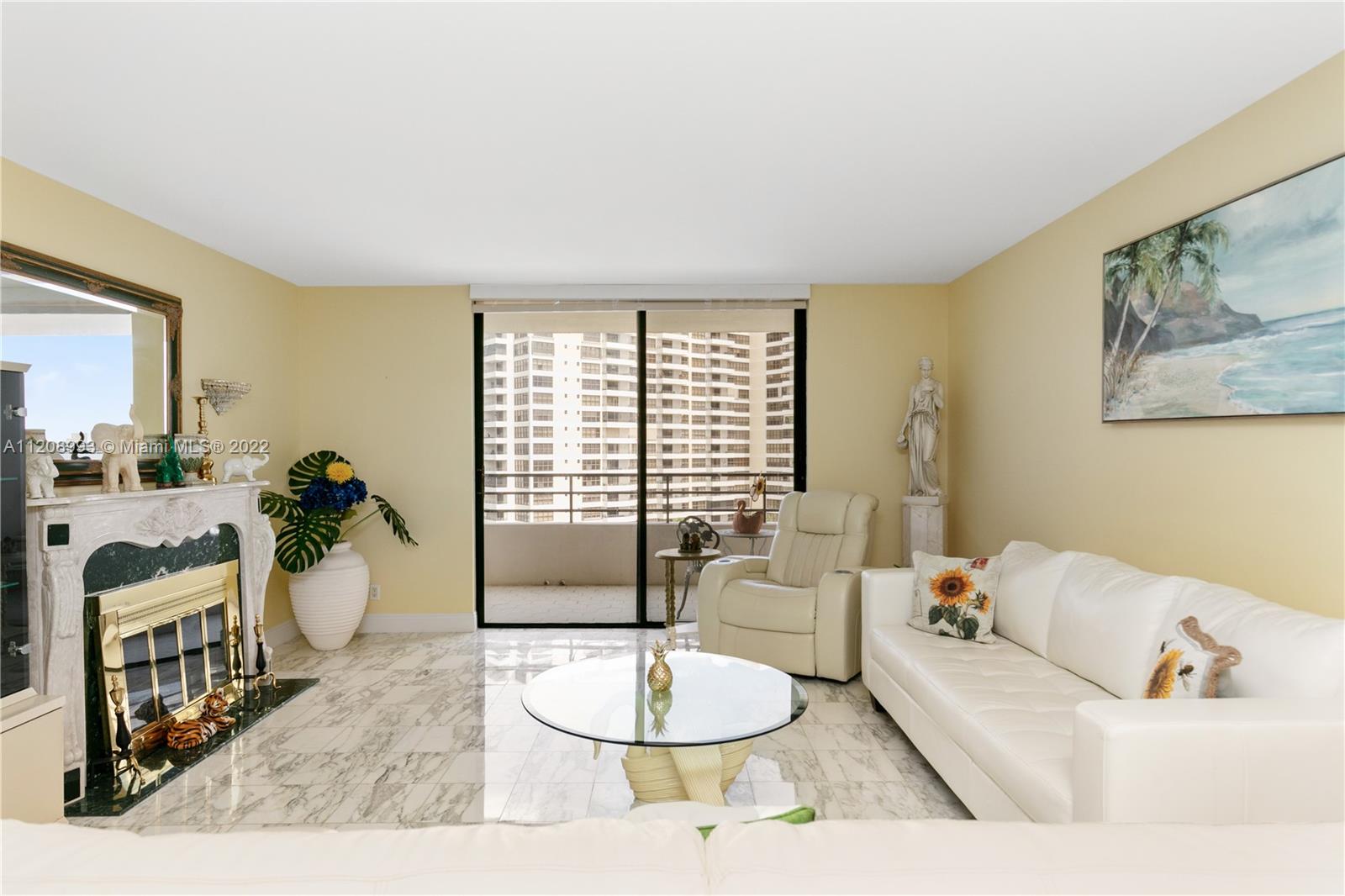 OLYMPUS CONDO PH A - Residential