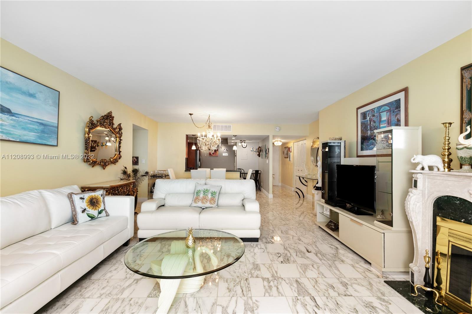 OLYMPUS CONDO PH A - Residential
