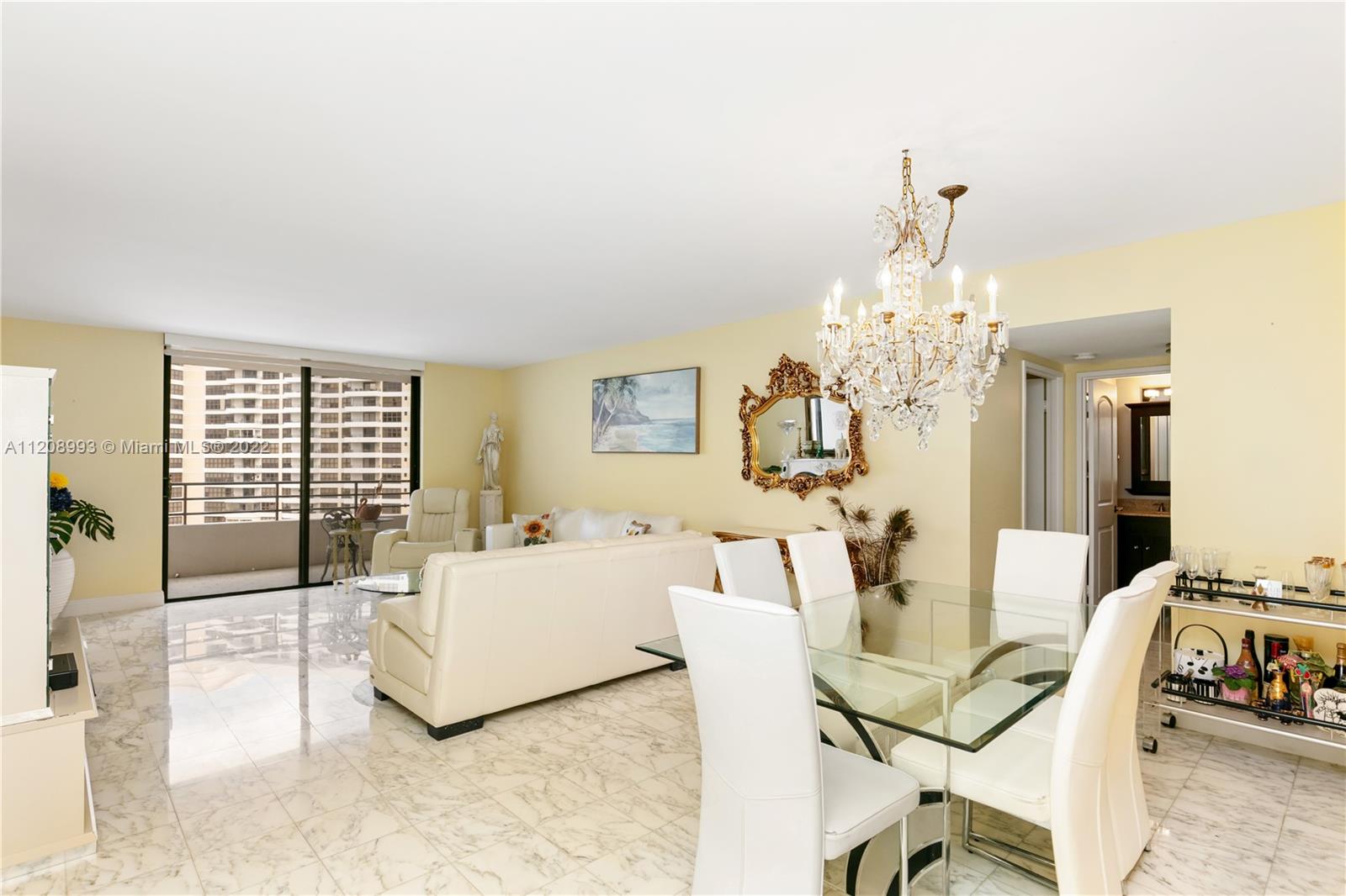 OLYMPUS CONDO PH A - Residential