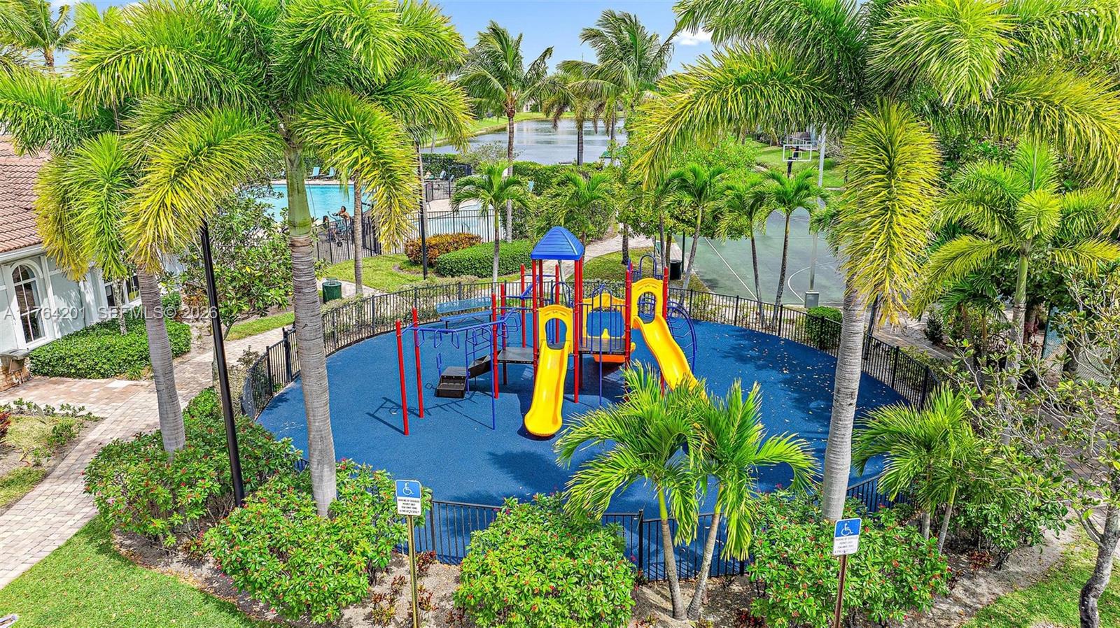 THOUSAND OAKS - Residential