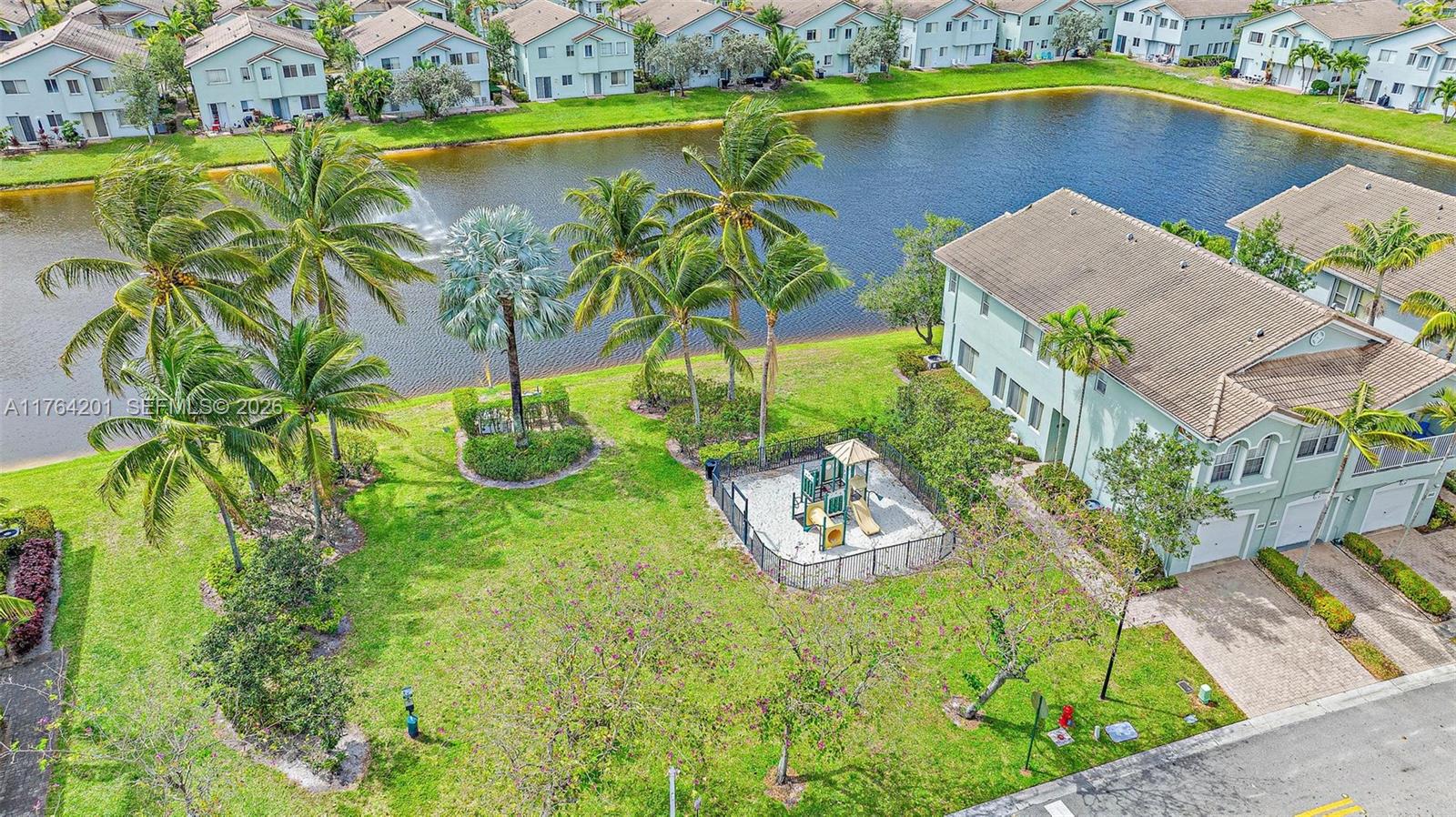 THOUSAND OAKS - Residential