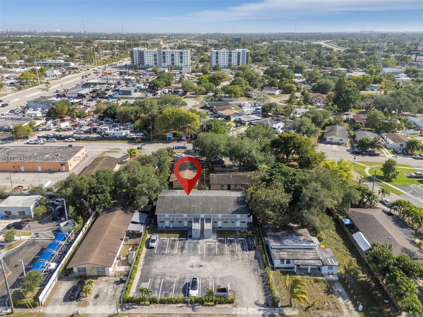 Rental Property at 6034 Arthur St 5, Hollywood, Broward County, Florida - Bedrooms: 1 
Bathrooms: 1  - $1,700 MO.