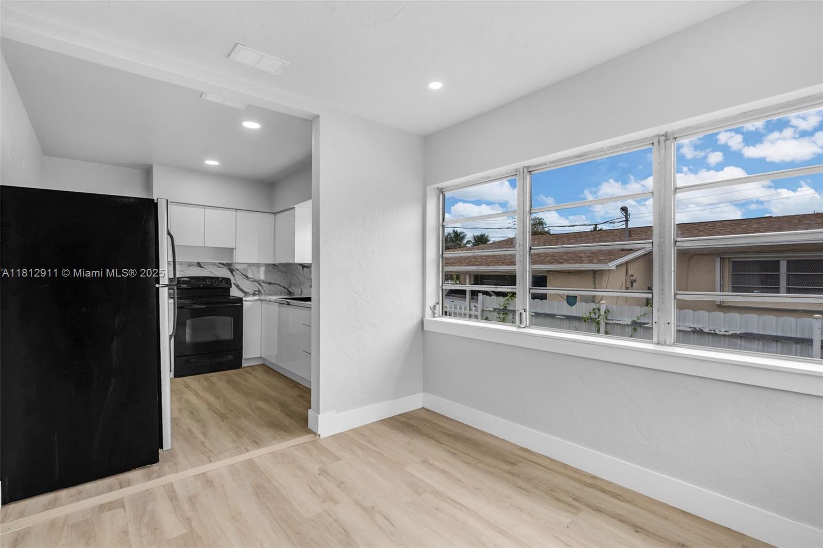 NORMANDY PARK - Residential