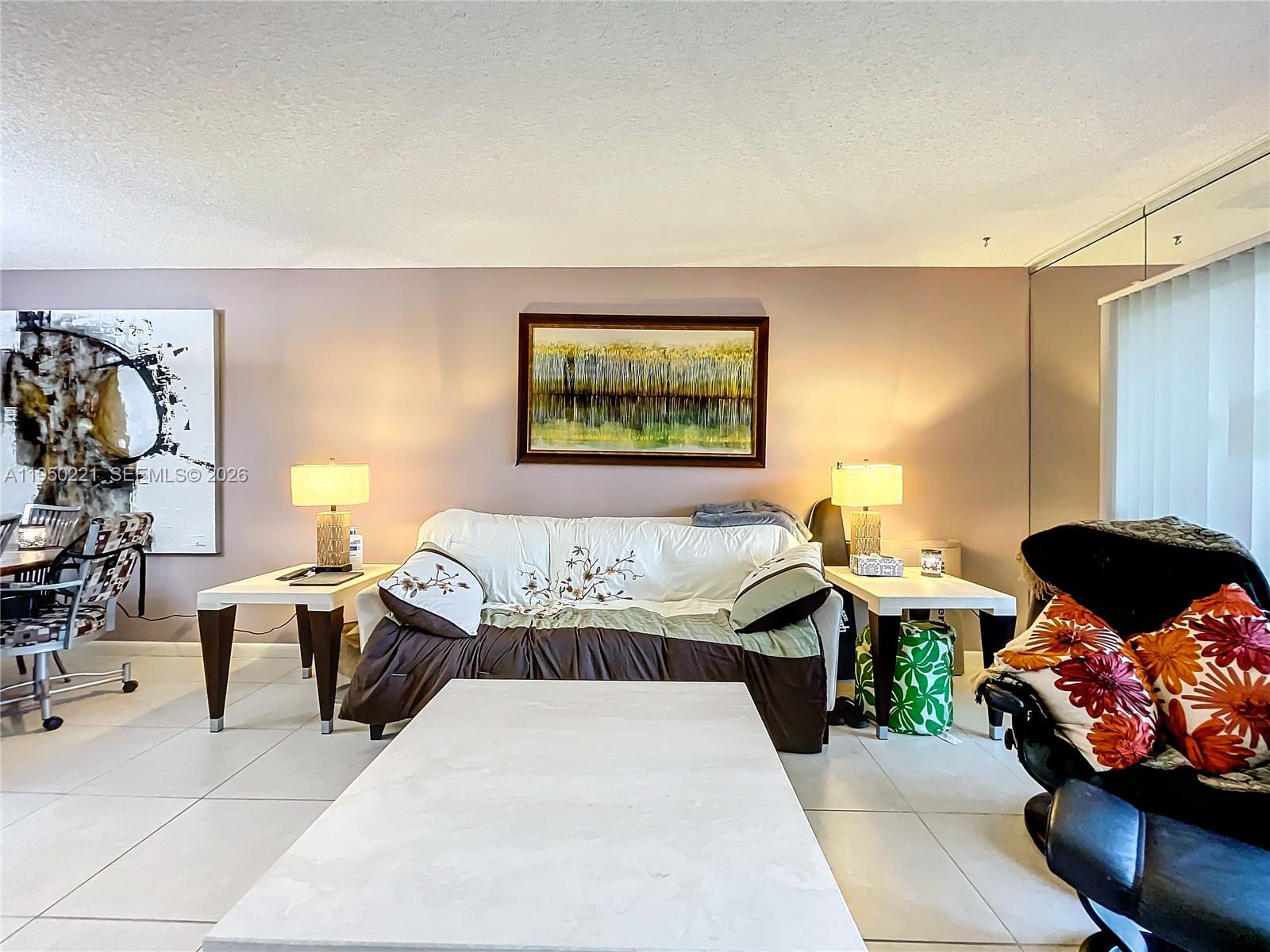 PEMBRIDGE F - Residential