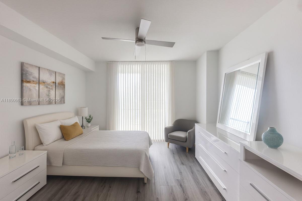 THE AXIS ON BRICKELL COND - Residential