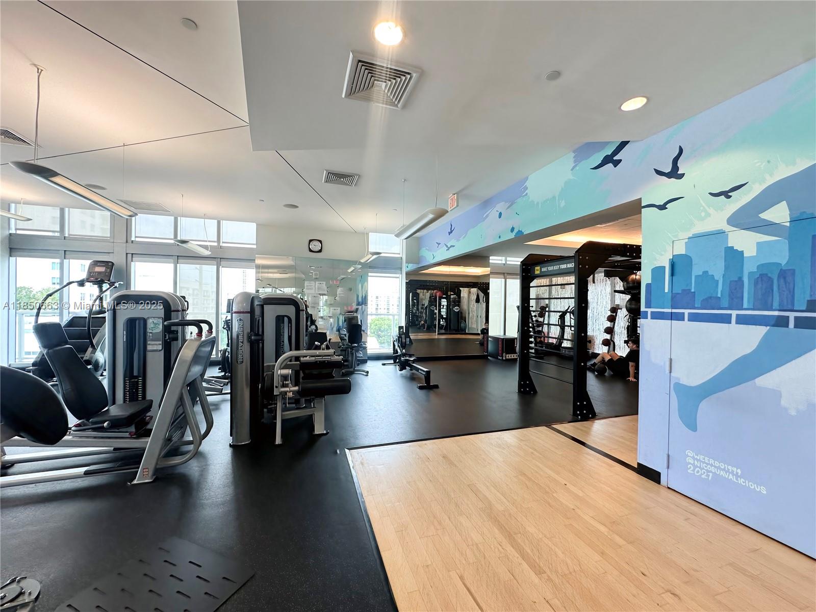 THE AXIS ON BRICKELL COND - Residential