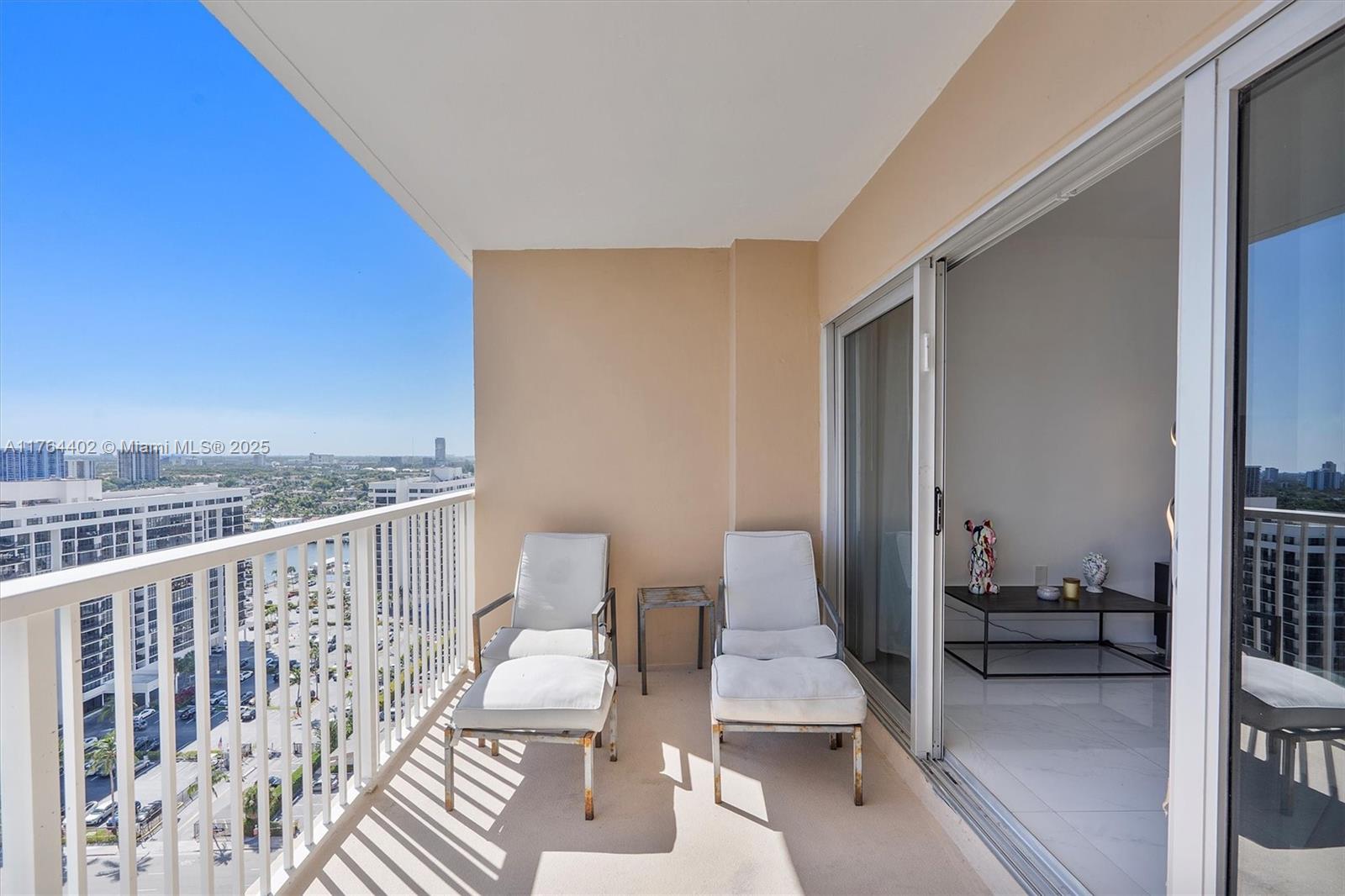 HEMISPHERES CONDO - Residential